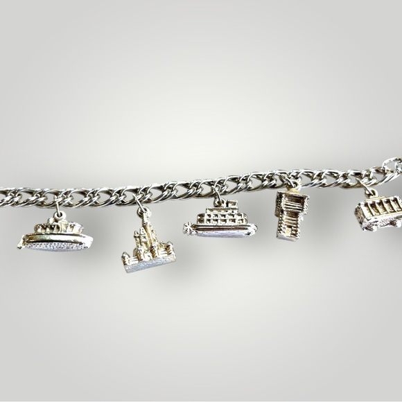 Vintage Disney Charm Bracelet - Picture 5 of 15